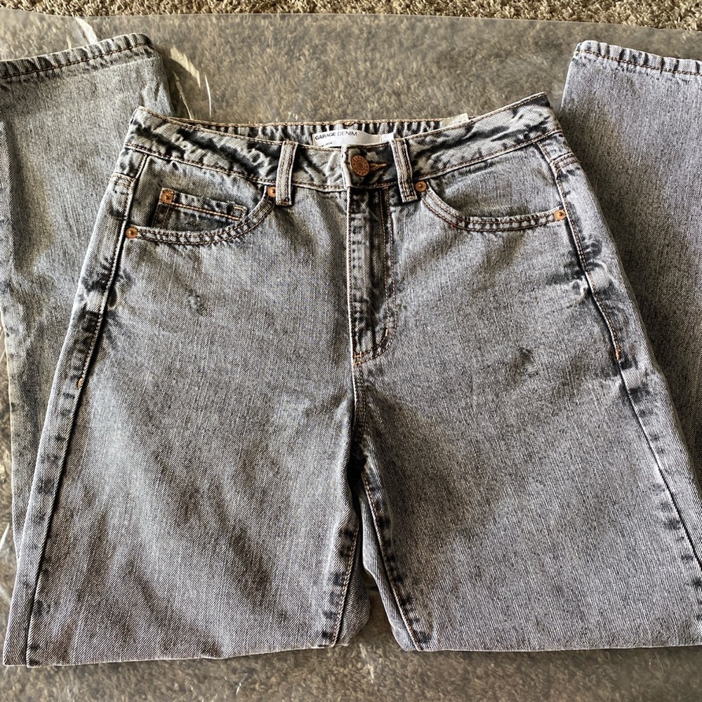 Garage Denim Mom Jeans